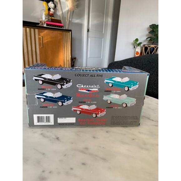 NIB Vintage Limited Edition 1:18 1957 Chevy Bel Air Surf Green Die-Cast Car - Picture 11 of 11